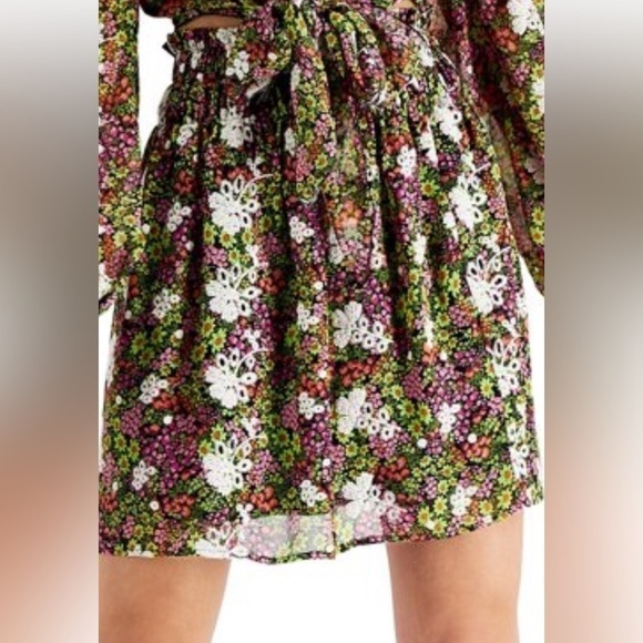 NEW Leyden Embroidered Floral Smocked Mini Skirt Black cream pink green Sz M - Picture 3 of 12